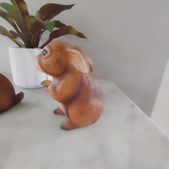 Vintage Harvey Knox Pair of Hand Painted Japan Rabbits, 1983 Global Art. - Picture 5 of 14